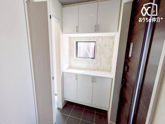 ���� �`�E�`Entrance�`�E�`�C�i����f�U�C�����������ւ́A�Z�ޕ��̖������𖞂����N�I���e�B�B�A��邲�Ƒ���A�K�������C�����悭�}����E���炬�ɖ�����������Ԃ�\�������Ă���܂��B