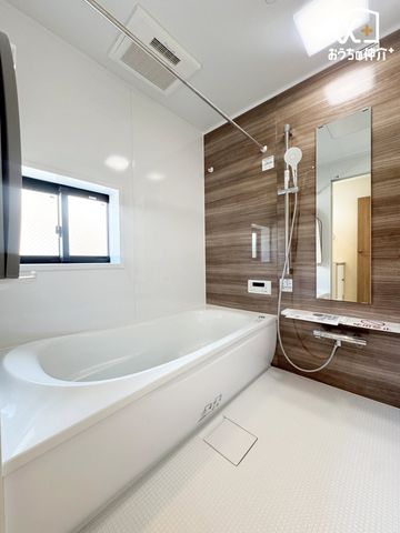 ���� �o�X���[���Ń����b�N�X�o�X�^�C���B�o�X�^�u�ɂ����Ċ����Ȃ���S�Ƒ̂����t���b�V���I