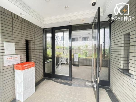 ���̑� �Ǘ����s���͂����������̂��郍�r�[