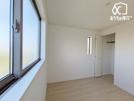 �Q�� -