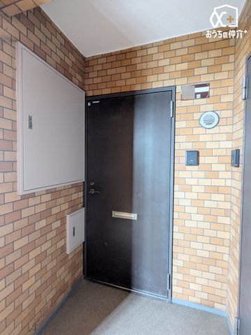 ���� �O���猩�����ւ܂��̗l�q�ł��B���񌻒n�ɑ����^��ł��������������������B