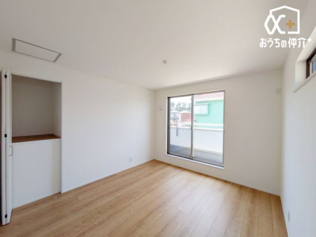 �Q�� -