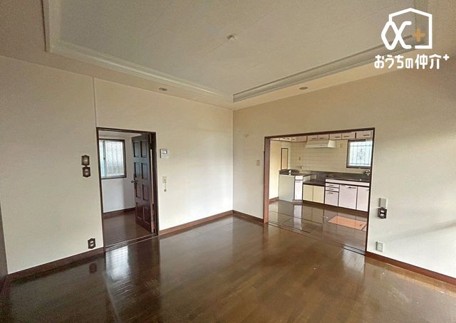 ���̑� ���R�ɉƑ��̏W�܂郊�r���O��ԁB�������Ƃ������Ԃ��A�Ƒ��ꏏ�ɉ߂����鎞�Ԃ𑝂₹�����Ȗ��邭�L�X�Ƃ�����Ԃł��B