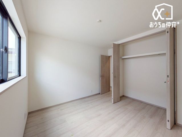 �Q�� -