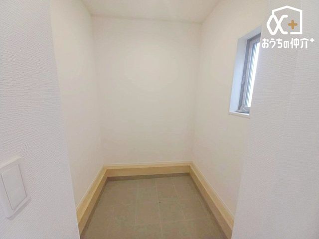 ���[ ���ւ̓y�Ԏ��[�̗l�q�B���ւɂ͏o���Ă��������Ȃ��x�r�[�J�[��S���t�o�b�O�Ȃǂ���������Еt���܂��I