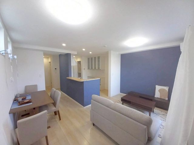 ���r���O �傫�ȑ����炽���Ղ�z�����������ޖ��邢�P�V.�Q�����r���O�B�Ƒ��c���⃊���b�N�X�^�C���ɍœK�ȊJ�������ӂ���Ԃł��B