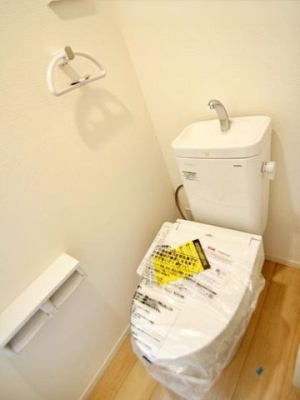 �g�C�� �V���v���ȓ����̃X�b�L���Ƃ���1�K�g�C���ł��B