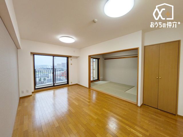 ���r���O -