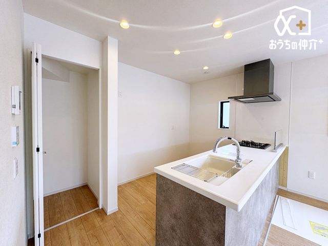 �L�b�`�� -