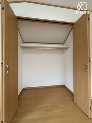 ���[ �q�������̃N���[�[�b�g