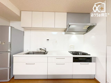 �L�b�`�� ������[�I�t���̃L�b�`���͔���߂�΃X�b�L���Еt���܂��B