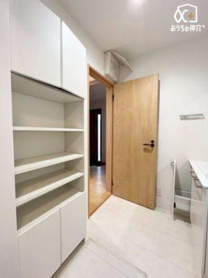 ���ʑ�E���ʏ� �������̂�����ʁ����󁕒E�߃X�y�[�X�ł��B��Ƃ�̂����Ԃł����C���̂����ւ����炭�炭�ł��B