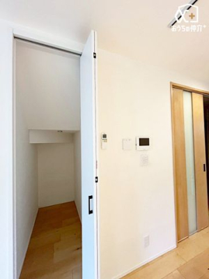 ���[ �ЊQ���ɔ����ă��[�����O�X�g�b�N���\�ȃp���g���[�I