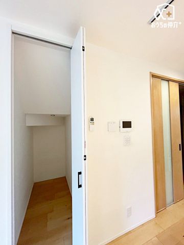 ���[ �ЊQ���ɔ����ă��[�����O�X�g�b�N���\�ȃp���g���[�I