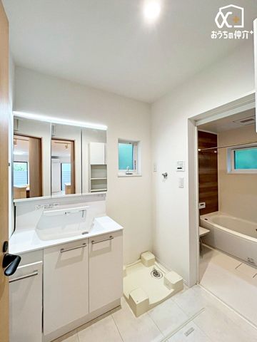 ���ʑ�E���ʏ� �L�X�Ƃ������ʃX�y�[�X�ŁA�Z�������̎x�x���X���[�Y�ł��I