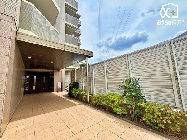 �G���g�����X �������̍s���͂����G���g�����X