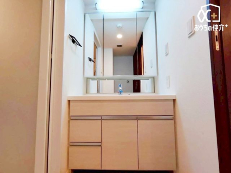 ���ʑ�E���ʏ� �`Wash room�`�O�ʋ��^�C�v�̐��ʉ��ϑ�ł�