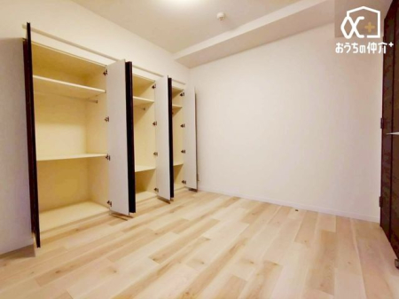 ���̑� �`room�`���r���O�ɗאڂ���m��