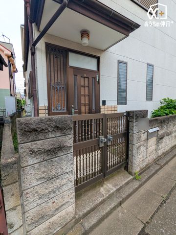 ���� �O���猩�����ւ܂��̗l�q�ł��B���񌻒n�ɑ����^��ł��������������������B