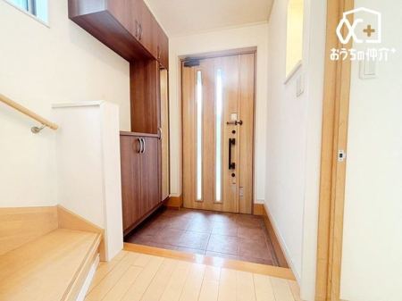 ���� �L�X�Ƃ������ւ́A�������Ƃ����X�y�[�X�ŁA�Ƒ��݂�Ȃ̌C��ו�������������[�ł��܂��B���q���ɂ����S���Ă��}���ł���A���邭�J���I�Ȉ�ۂ�^�����Ԃł��B