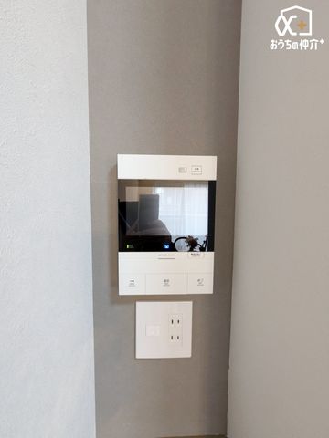 ���̑� �h�Ɩʂł����S��TV���j�^�[�t���C���^�[�z���ł��B