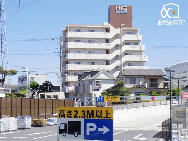 ���n�O�ώʐ^ ���ӂɂ́A�x�O�^��^�X�ܑ���