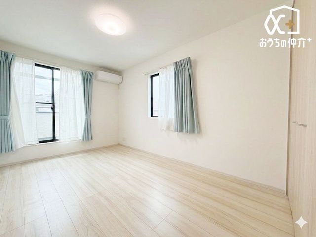 �Q�� CG�ɂ��Ƌ�������H���{���Ă���܂��B