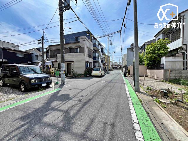 ���n�y�n�ʐ^ ���͂ɍ����������Ȃ��J���I�ȗ��n�ł��B�O�ʓ��H�͓쑤6�����H�ɖʂ��Ă��܂��B�Ԓʂ�����Ȃ������������Z���ł��B