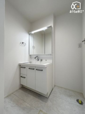 ���ʑ�E���ʏ� -