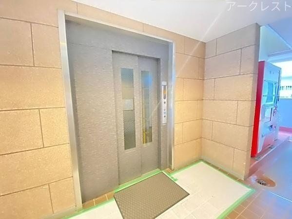 ���̑� �G���x�[�^�[�t��