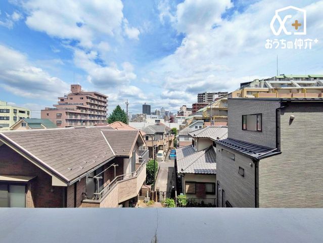 ���̑� �o���R�j�[����̒��]�̗l�q�B���ꂽ���ɂ͐󂪍L����C�����̗ǂ��ꏊ�ł��B