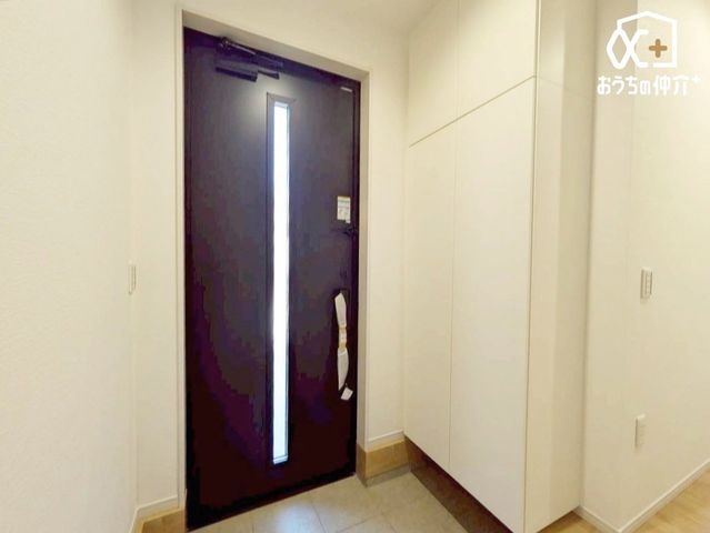 ���� �`�E�`Entrance�`�E�`�C�i����f�U�C�����������ւ́A�Z�ޕ��̖������𖞂����N�I���e�B�B�A��邲�Ƒ���A�K�������C�����悭�}����E���炬�ɖ�����������Ԃ�\�������Ă���܂��B
