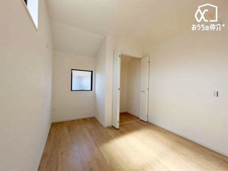 ���̑� �N���[�[�b�g�̂���m���ł��B�m���Ȃǂ����[�ł��܂��B