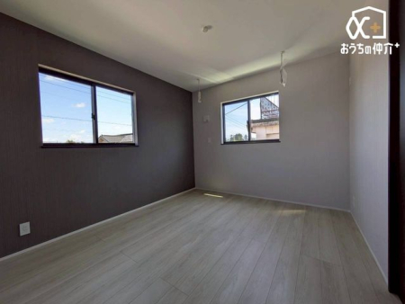 �Q�� 6.1���̗m���`�i�`�������ȃt���[�����O�Ɨ����������F�̕ǂŁA�C���e���A���l����̂��y�����ł���