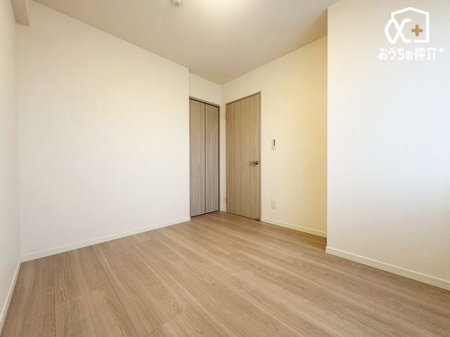 �q������ -