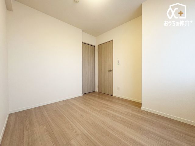 �q������ -