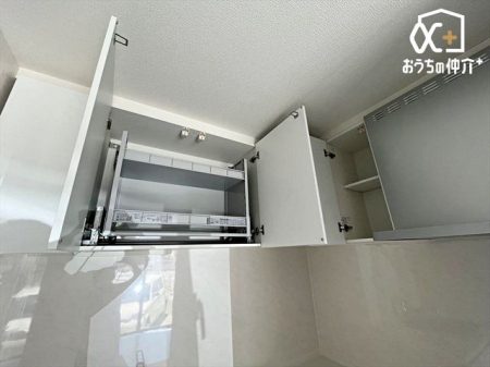 �L�b�`�� �L�b�`���ɂ͉������[�݌˂���������Ă���܂��B