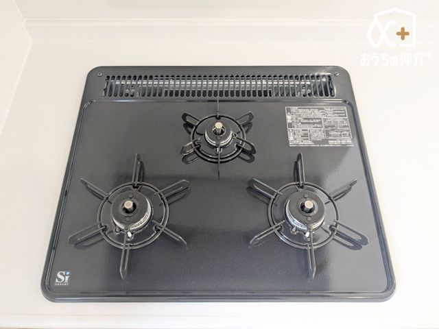 �L�b�`�� �����ɒ������ł��Ă��������͂��ǂ�3���R�����̃L�b�`���ł��B�������͖����̂��ƂȂ̂Ō����ǂ����������ł���̂͊������ł��ˁB