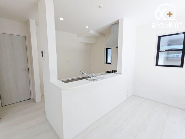 �L�b�`�� �l�C�̑Ζʃ^�C�v�̃L�b�`���I�z�V�����₷���H���̏������Еt�����͂��ǂ�܂��B���������Ȃ��烊�r���O�����n���A���q�l���V�ԗl�q�������Ȃ���̂�������A�h���������ƃA�h�o�C�X���ł��܂���