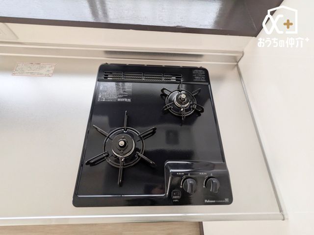 �L�b�`�� �����ɒ������ł��Ă��������͂��ǂ�R�����̃L�b�`���ł��B�������͖����̂��ƂȂ̂Ō����ǂ����������ł���̂͊������ł��ˁB