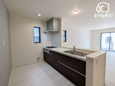 �L�b�`�� �l�H�嗝�΂��g�p���A�������ł����������N���N�ȃV�X�e���L�b�`���ł��B���r���O�����n���Ȃ���y�������������y���߂܂� �B