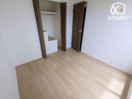 ���ӊ� �����w(���) �k��25���B����ɂ͐̂Ȃ���̕��͋C�́s���X�X�t����ӂꂠ���ǁ[��ɂ́A��������̈��H�X������ł��܂��B 1930m