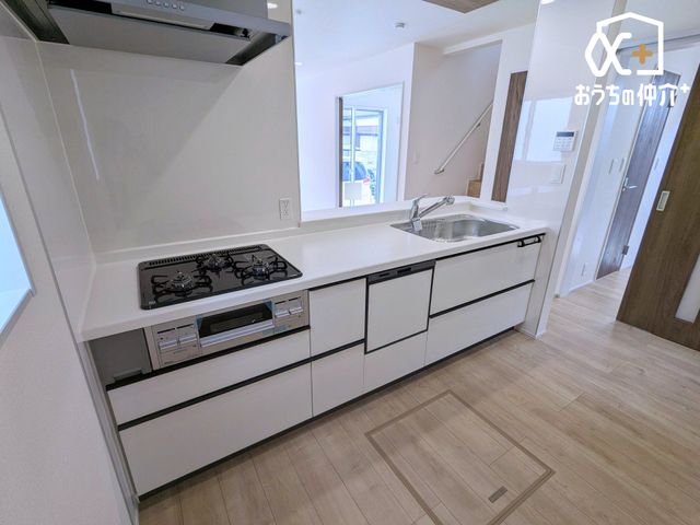 �L�b�`�� �l�C�̑Ζʃ^�C�v�̃L�b�`���I�z�V�����₷���H���̏������Еt�����͂��ǂ�܂��B���������Ȃ��烊�r���O�����n���A���q�l���V�ԗl�q�������Ȃ���̂�������A�h���������ƃA�h�o�C�X���ł��܂���
