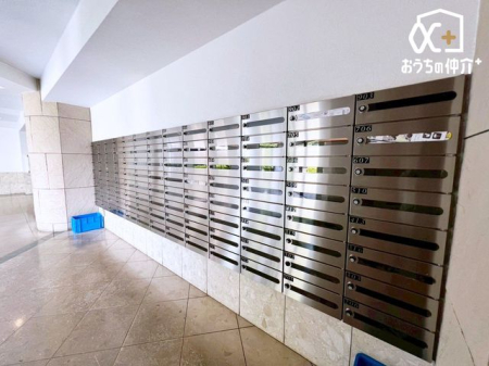 ���̑� �_�C�������X�֎󂯂ɂȂ��Ă��܂��B���₷��������A���b�N���ł���̂ň��S���Ă����p�ł��܂��B