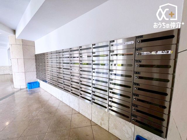 ���̑� �_�C�������X�֎󂯂ɂȂ��Ă��܂��B���₷��������A���b�N���ł���̂ň��S���Ă����p�ł��܂��B