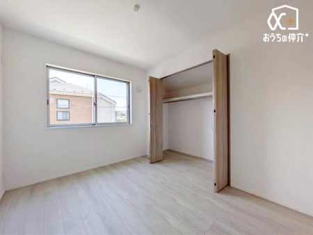 ���̑� �N���[�[�b�g�̂���m���ł��B�m���Ȃǂ����[�ł��܂��B