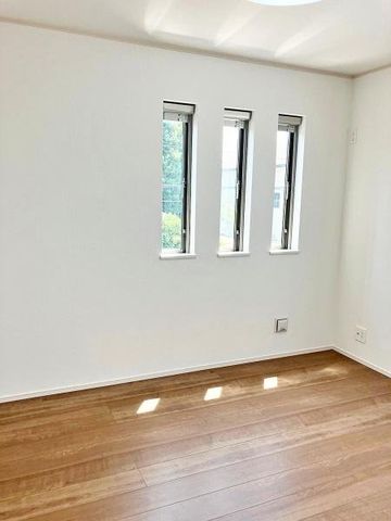 �q������ �q�������ɂ������߂̖�6���m���ł��B��������̂������邢�������ł�