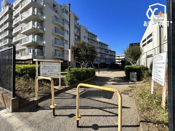 ���ӊ� ���Z���P���ڑ�P���悵�L�� �k��1���B�x���`�E�p�[�S���E�V��i�u�����R�E���ׂ��E����j�E������ 50m