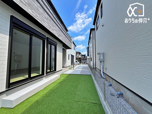 ���̑� ���r���O����o���邨��X�y�[�X�B���q���܂̗V�я��ƒ�؉��ȂǁA���p�r�Ɏg���邨��B��炵�̕����L����A���͓I�ȉ��O�X�y�[�X�ł��B