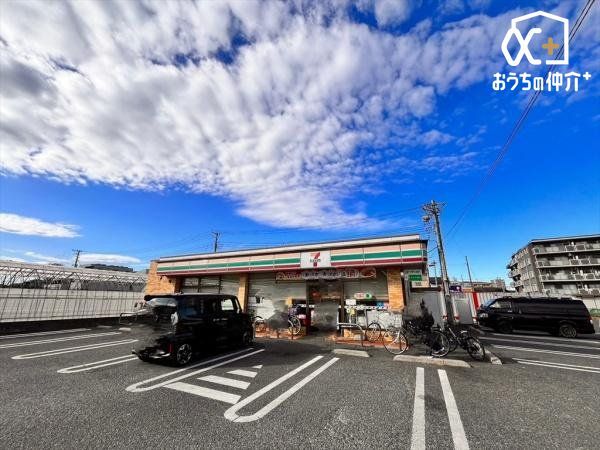 ���ӊ� �Z�u���C���u���@��䓌�v�ۖk�X �k��6���B24���ԉc�Ƃ̃R���r�j�G���X�X�g�A 460m